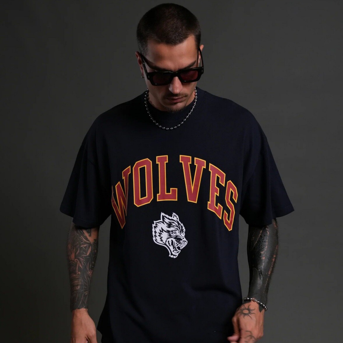 Streetwear Gym Brand - เสื้อยืดแขนสั้นพิมพ์ลายสไตล์อเมริกันเรโทร แบรนด์ GYM Wolf Head สตรีทแวร์