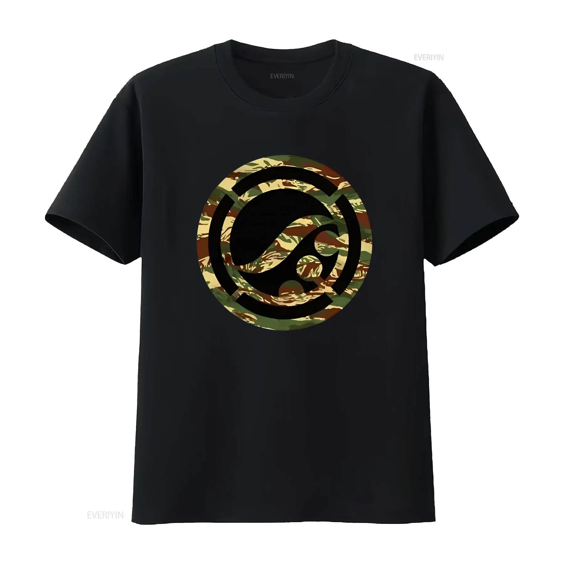เสื้อยืดลายพรางโลโก้ Shoyoroll - Streetwear Brand Logo Design บทวิจารณ์และราคา
