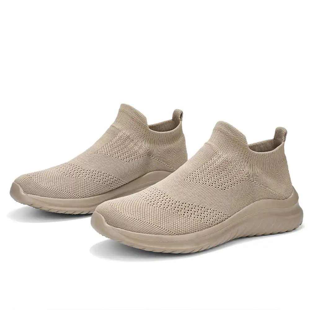 Beige Soft ใหม่รองเท้าเทนนิส M - Streetwear Brand Drops บทวิจารณ์และราคา