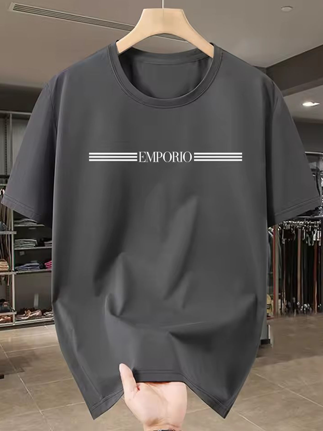 เสื้อยืดพิมพ์ลายตัวอักษรแบรนด์ - Streetwear Brand Marketing บทวิจารณ์และราคา